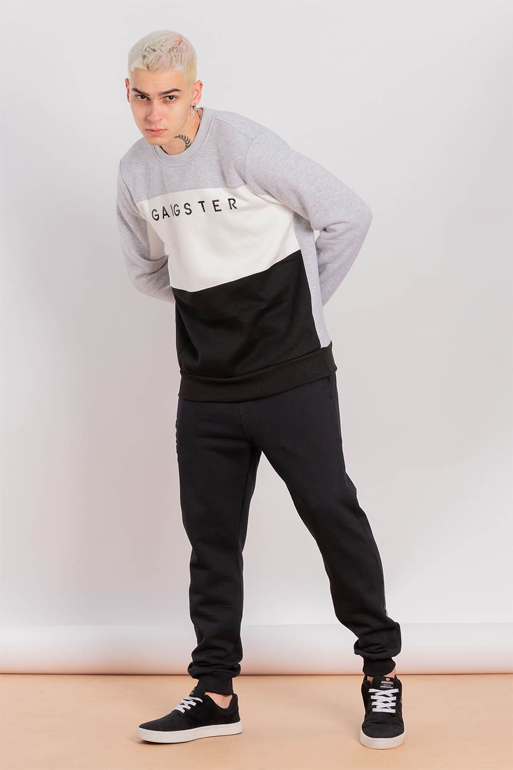 Polerón Crew Fleece Fundamental Gris Gangster