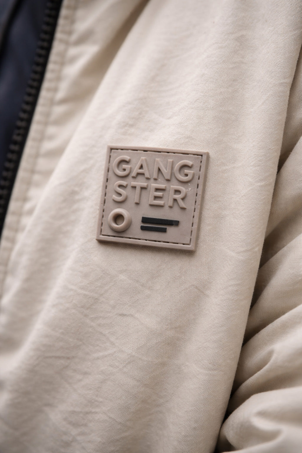 Cortaviento Deportivo Index Beige