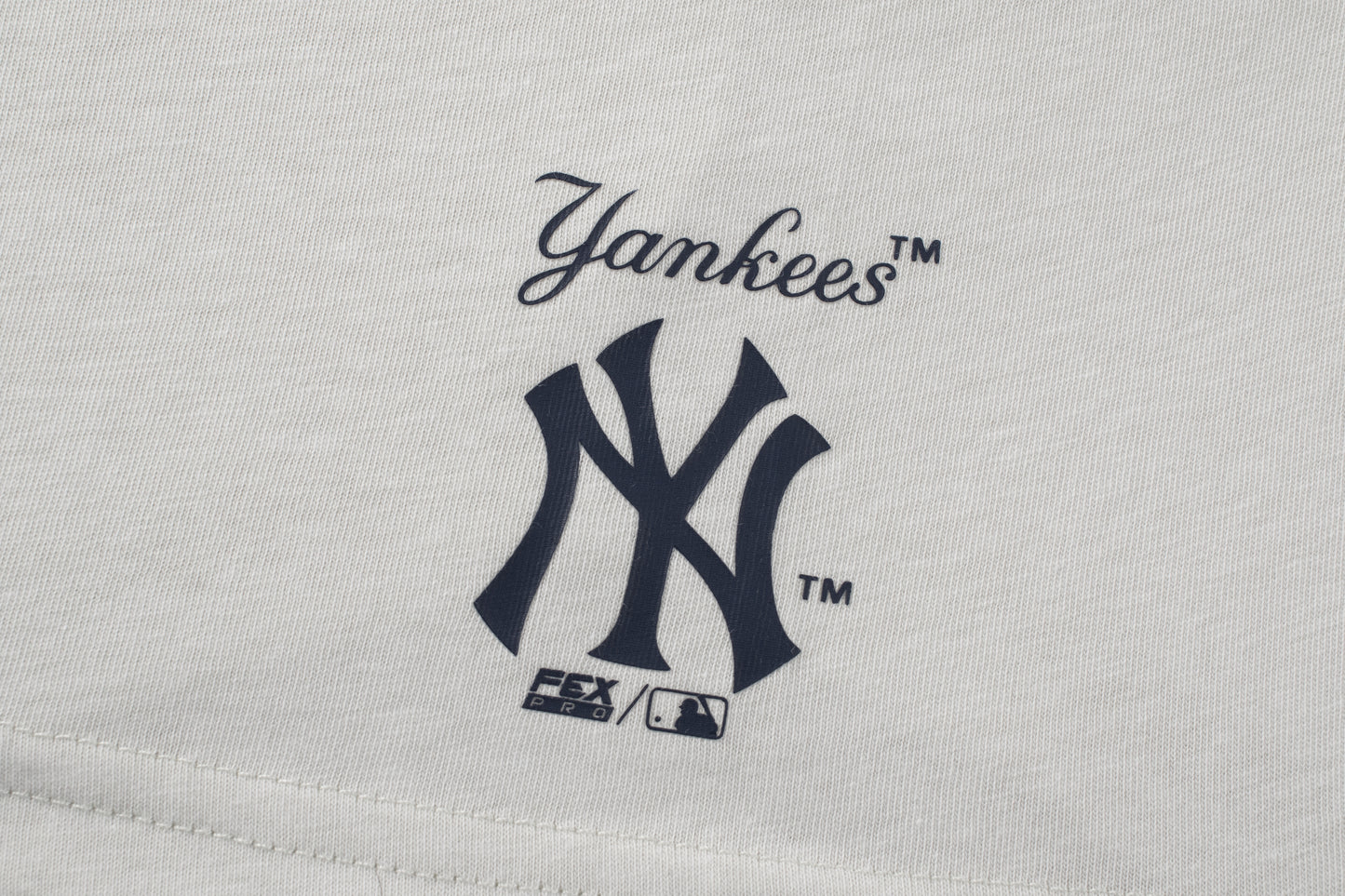 Polera MLB Yankees Field Blanco