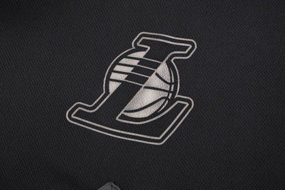 Short NBA Lakers Court Negro