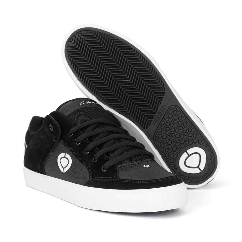 Zapatilla Circa Hombre Tre Negro/Blanco